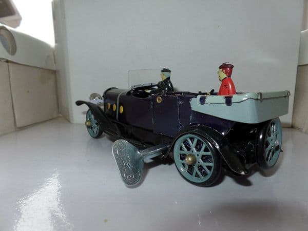 Paya GR08 Tinplate Clockwork Limousine Black c/w Passenger